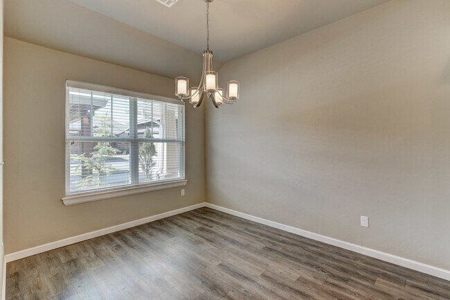Building Photo - 8809 SW 55th St