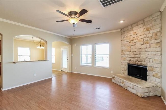 Building Photo - 420 Niagara Falls Dr, Anna, TX 75409