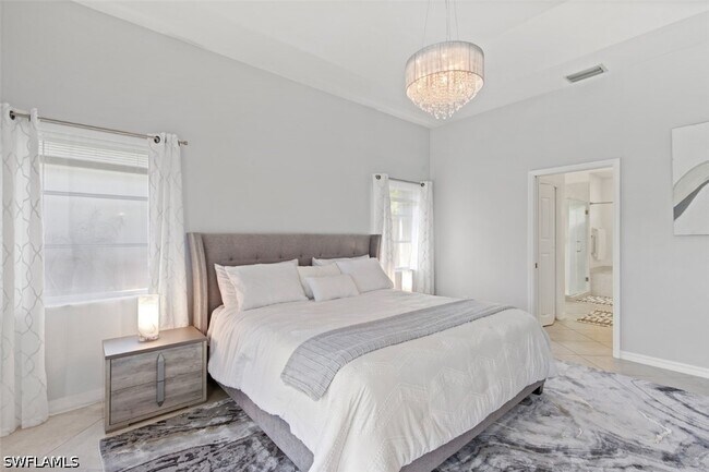 Building Photo - 11774 Longshore Way W