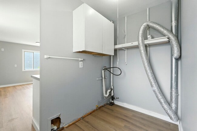 Building Photo - 3 bedroom home!