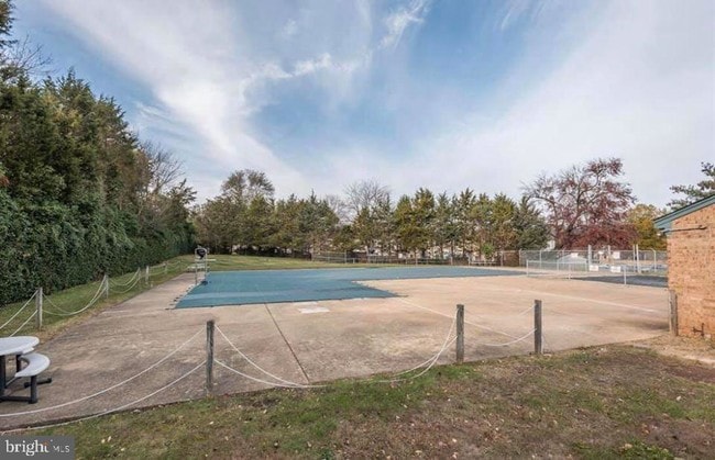 Building Photo - 13817 Cabernet Ct