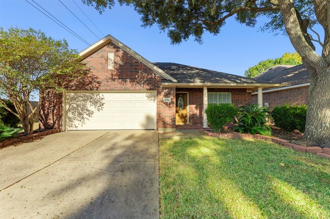 Building Photo - 1718 Charlton Oaks Ct