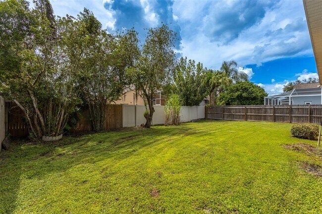 Building Photo - 18120 Palm Breeze Dr