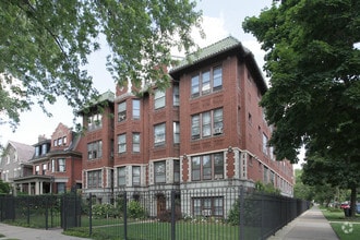 Building Photo - 5053 S. Ellis Avenue