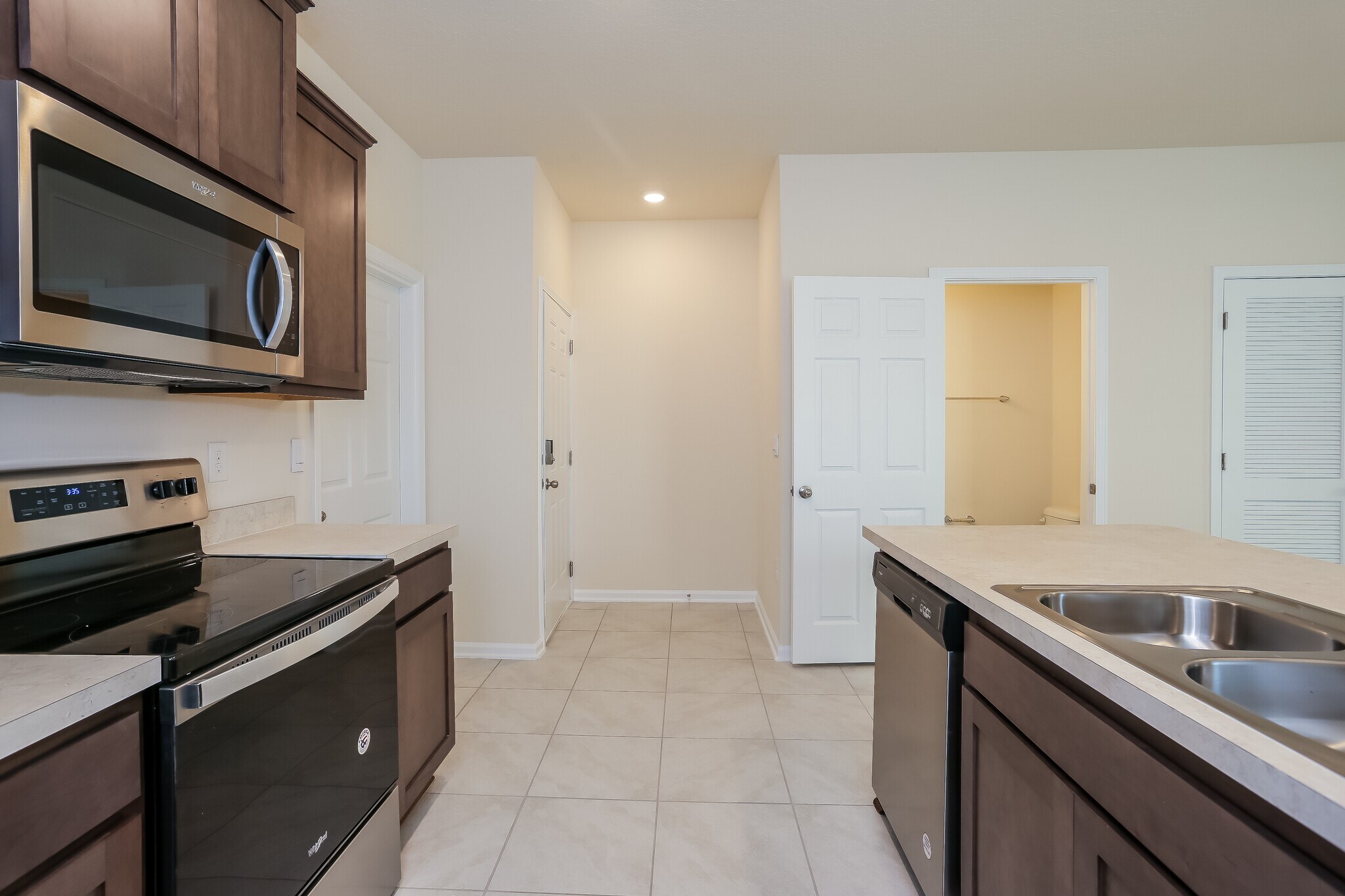 Building Photo - 86728 Mainline Rd