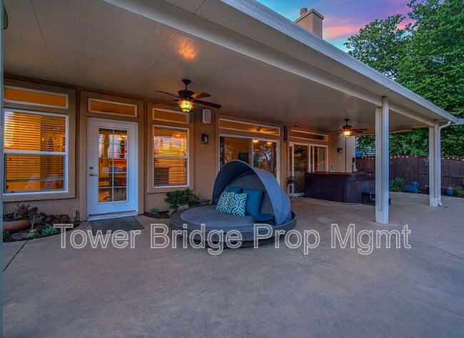 Building Photo - 1518 Southridge Ct