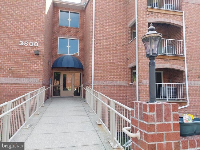 Building Photo - 3800 Meghan Dr