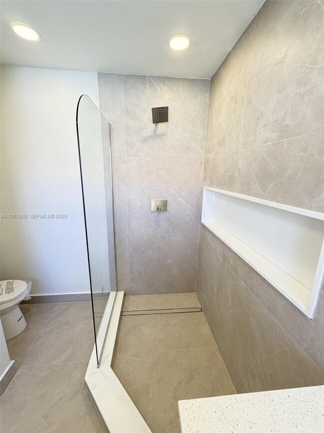 Building Photo - 20951 Vía Oleander