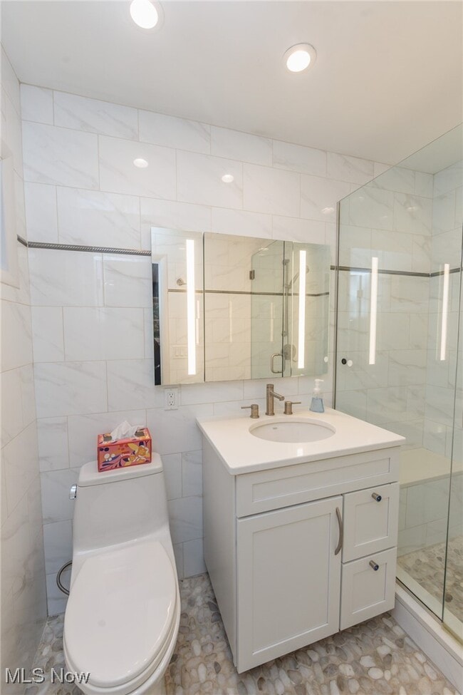 Building Photo - 2500 Deborah Dr