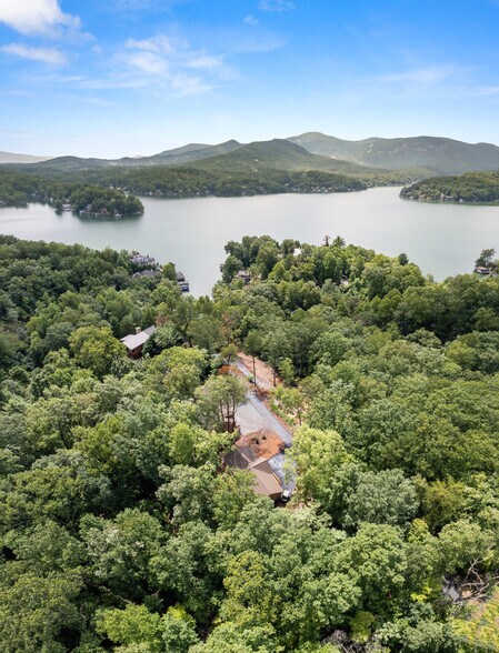 Building Photo - 131 Pier Point Dr