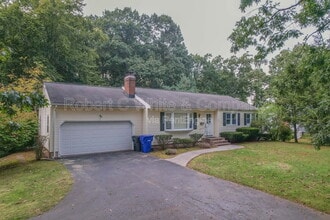 Building Photo - 427 Graham Rd