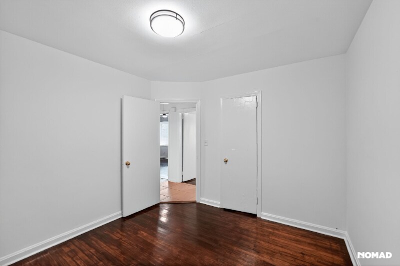 Building Photo - 1986 Cogar Dr