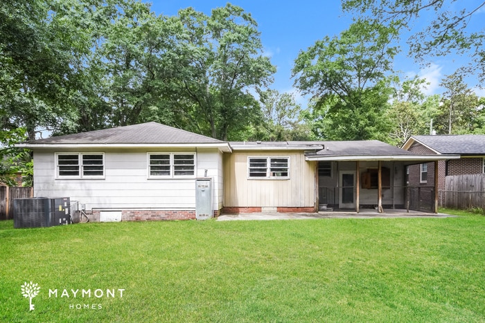 Building Photo - 2629 Orchid Ave