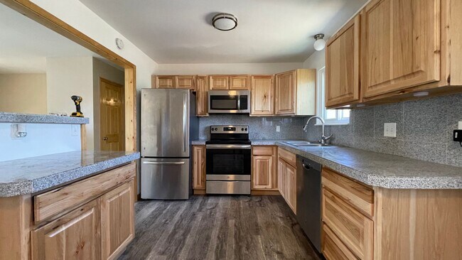 Building Photo - Great House In Fort Collins. Close to CSU