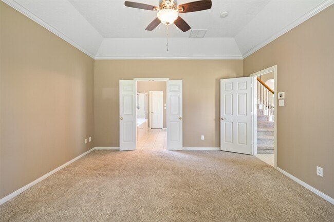 Building Photo - 406 Stockbridge Ln