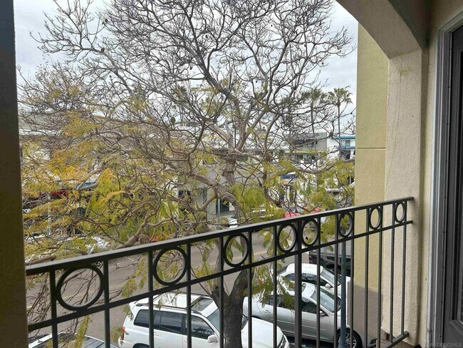 Building Photo - 1250 Cleveland Ave