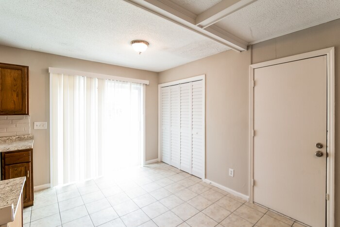 Building Photo - 617 Brailsford Blvd