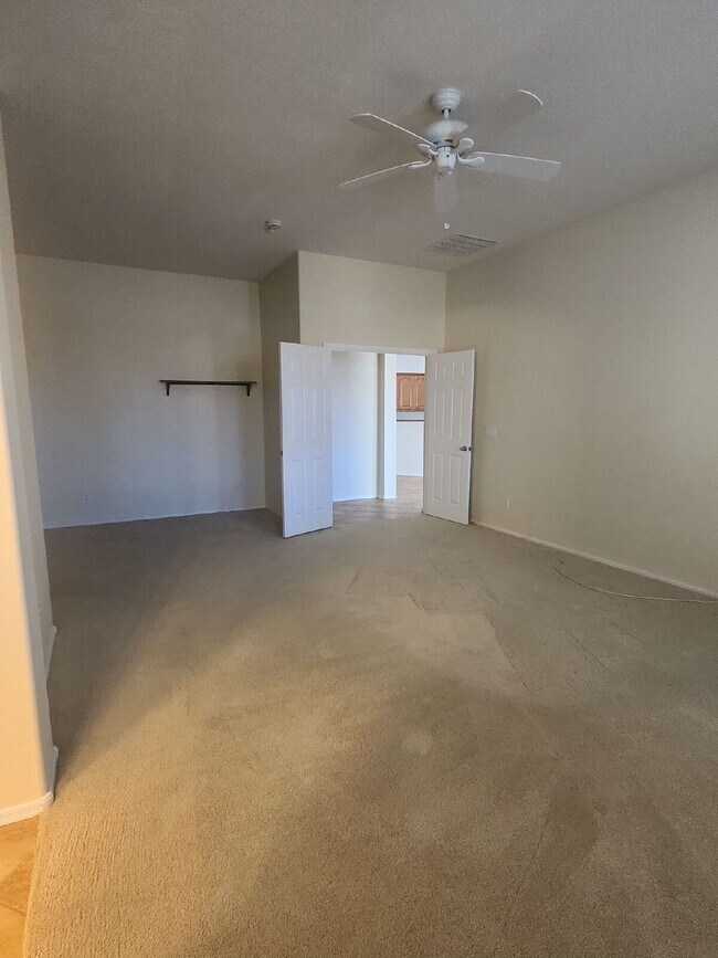 Building Photo - "Charming 3-Bed with 2 Full Baths and 2,162 Sq Ft of Comfort in Vistancia Village Peoria, AZ!"
