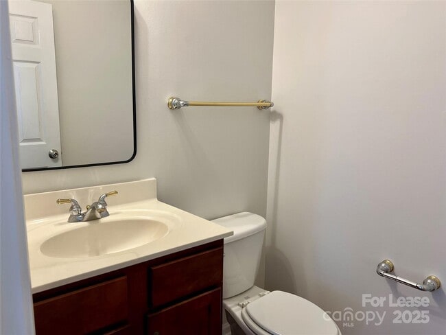 Building Photo - 3210 Summerfield Ridge Ln