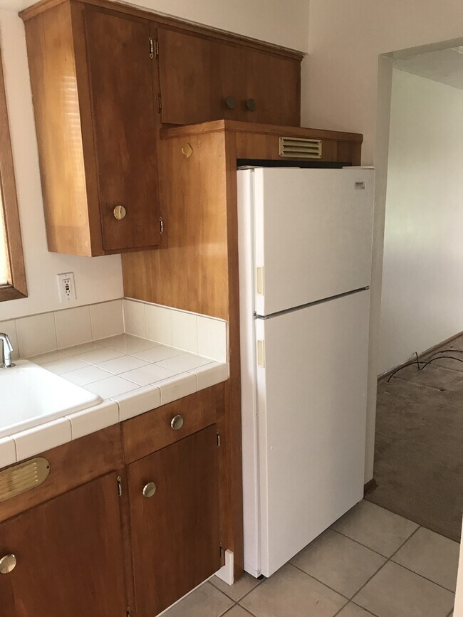 Building Photo - Arbor Lodge Mid Century Mod