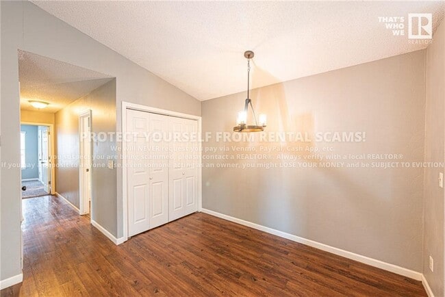 Building Photo - 2032 N Leverett Ave