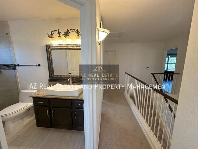 Building Photo - 1150 S Cholla St