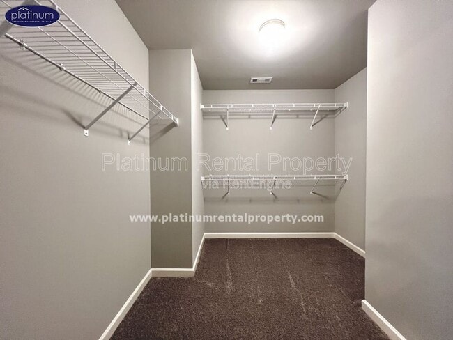 Building Photo - 2435 Kemp Dr NW