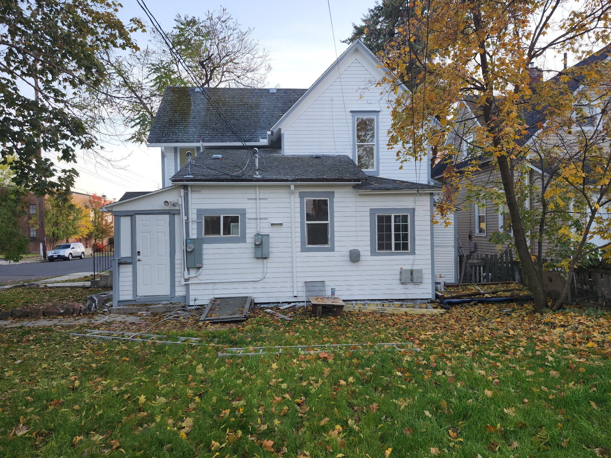 back yard - 1504 W Dean Ave