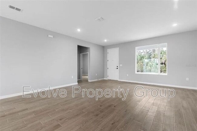 Building Photo - 23 Weymouth Ln