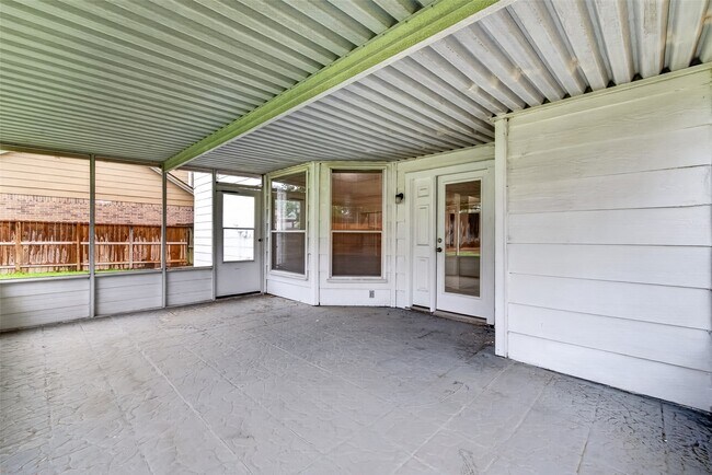 Building Photo - 11818 Snowberry Dr