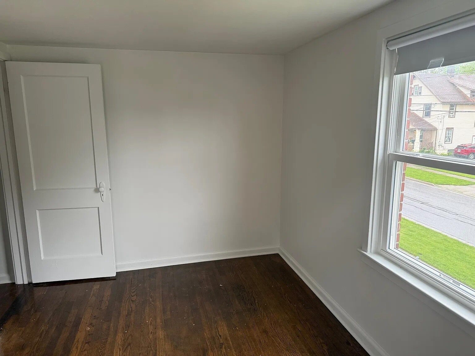 Building Photo - 430 Oak St