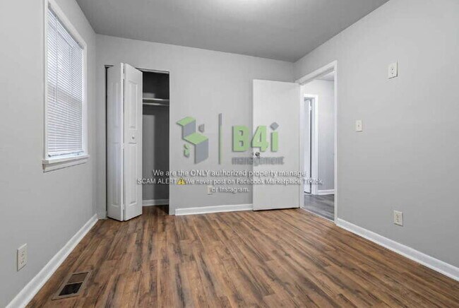 Building Photo - 451 Fairlock Ln NW