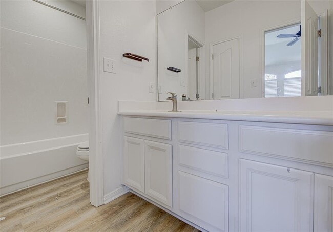 Building Photo - 12512 Capitol Saddlery Trail