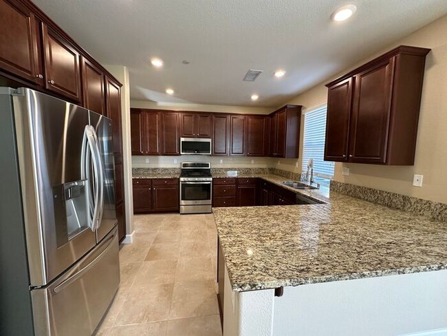 Building Photo - 3310 Vincinato Dr
