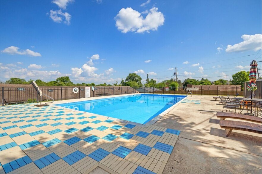 Building Photo - 177 Tupelo Trl