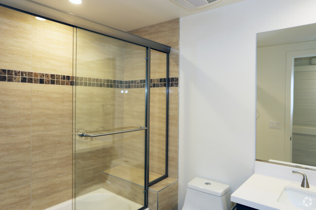 2BR, 2BA-Bathroom - The Tides Brentwood