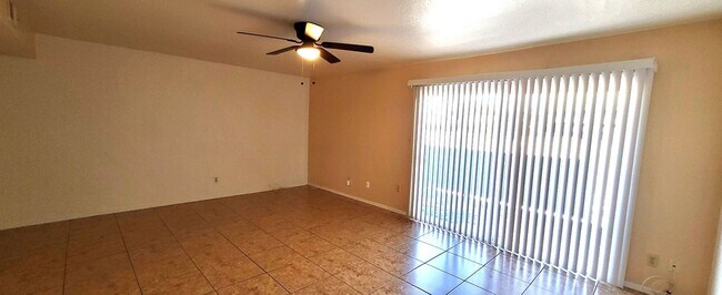 Building Photo - AFFORDABLE 3 BEDROOM, 2.5 BATH TOWNHOME IN THE HEART OF TEMPE!