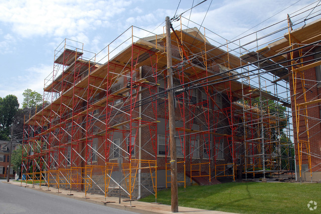 Building Photo - Chestnut Hill Apartments