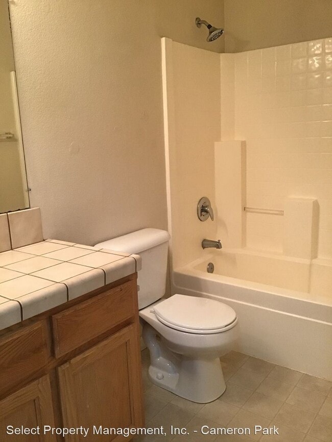 Building Photo - 3 br, 2.5 bath House - 4006 Wimbledon Drive