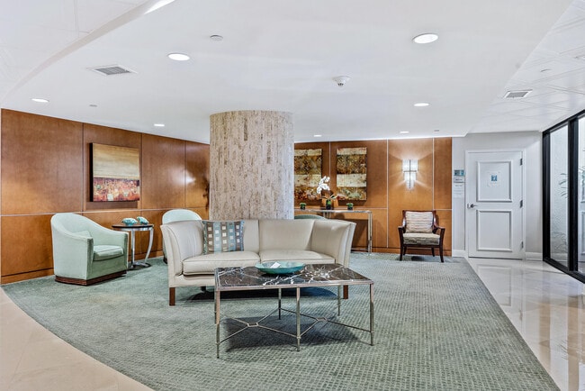Building Photo - 3000 N Ocean Dr