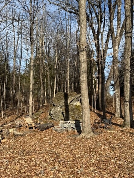 Building Photo - 95 Glenmere Homesites Rd