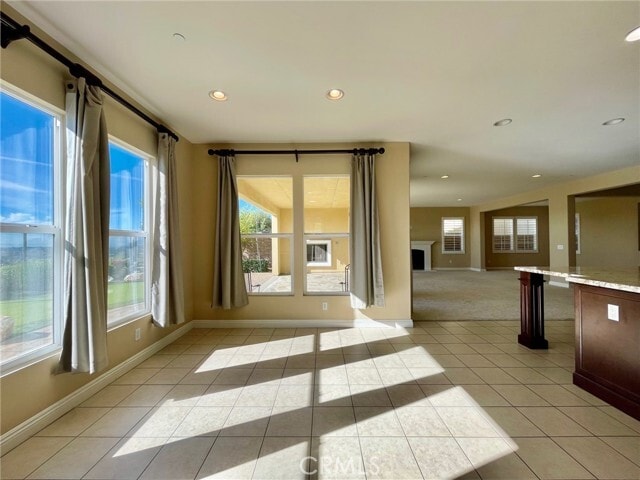 Building Photo - 2652 E Temblor Ranch Dr