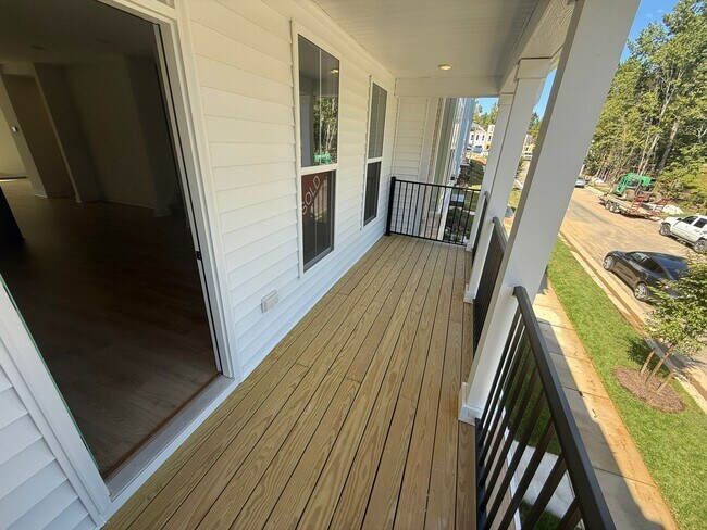 Building Photo - 15313 Sunray Aly