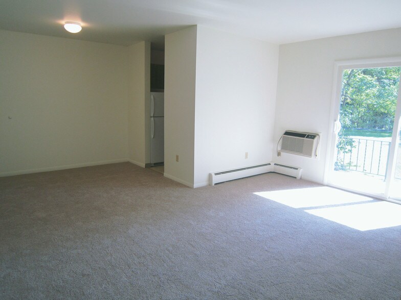 828 Holly Gardens 828 Holly Dr Fulton NY 13069 Apartment Finder