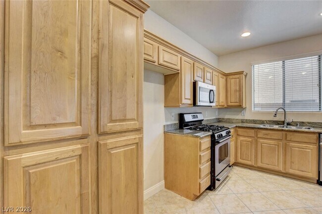 Building Photo - 11232 Piazzale St