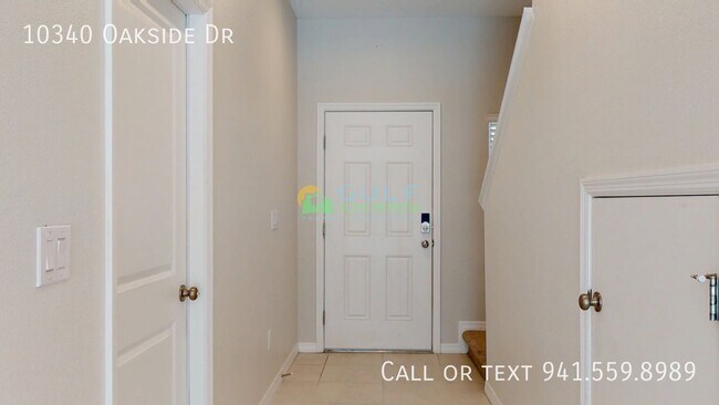 Building Photo - 10340 Oakside Dr