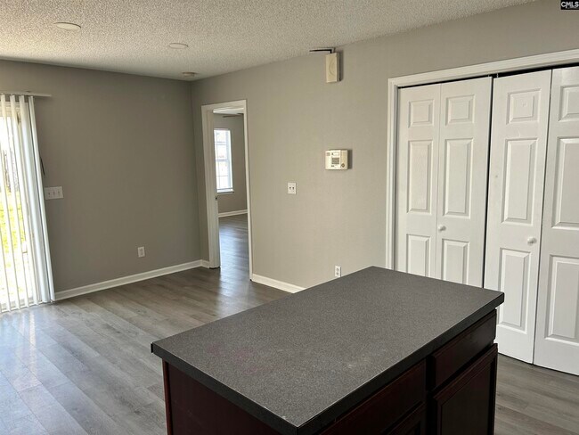 Building Photo - 218 Cogburn Rd