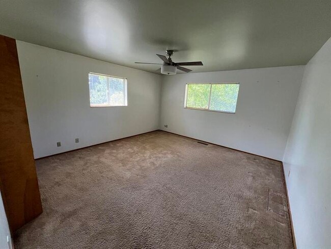Building Photo - 1777 E University Dr