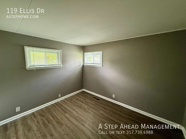 Building Photo - 119 Ellis Dr