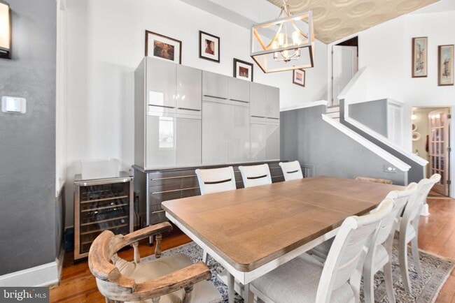 Building Photo - 809 Caroline St